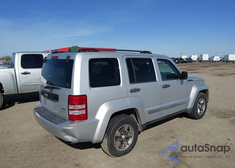 2008 Jeep Liberty Sport from USA, damaged, VIN 1J8GP28K28W233469